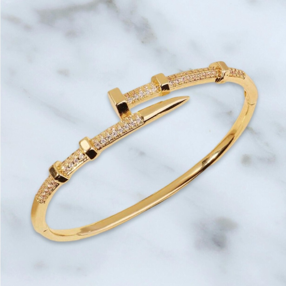 1. Stainless steel CZ nail yellow gold bracelet